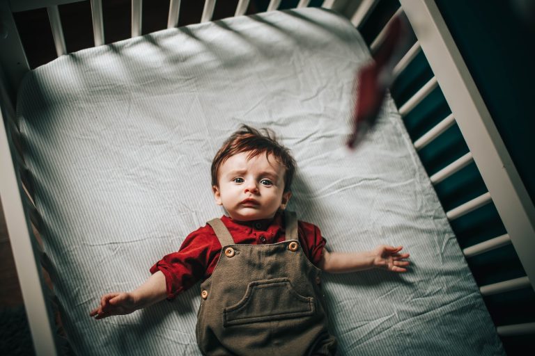¿Por qué mi bebé tiene muchos gases y no puede dormir?