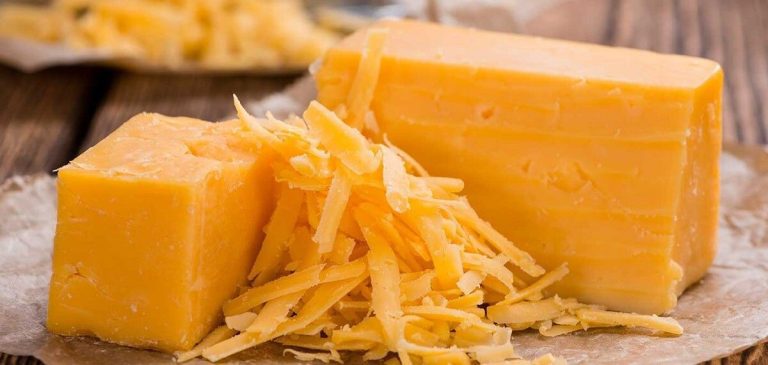 ¿Puedo comer queso cheddar embarazada?