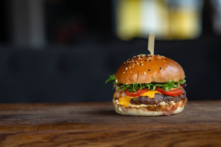 ¿Puedo comer hamburguesas en el embarazo?